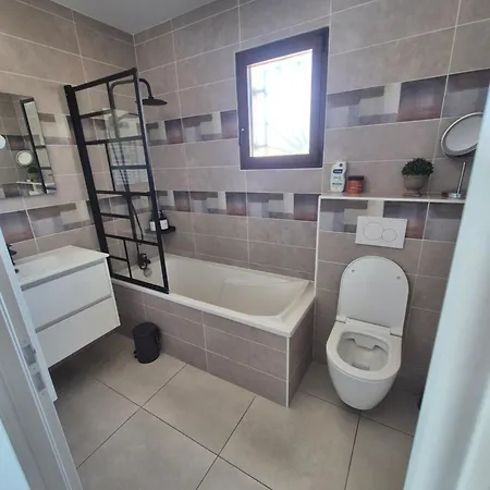 Sejour Bien-etre Avec Piscine, Et Sauna Saint-Nazaire-d'Aude