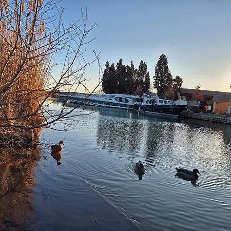 Sejour Bien-etre Avec Piscine, Et Sauna Villa